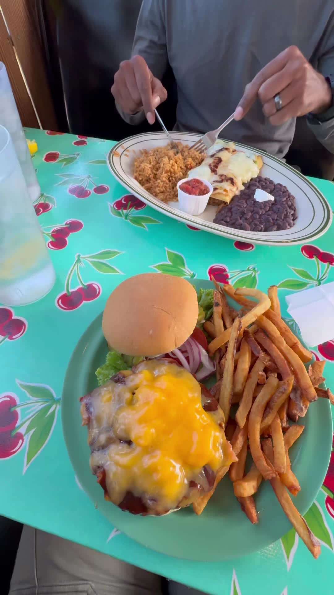 Video review of Sparky's Roadhouse Cafe