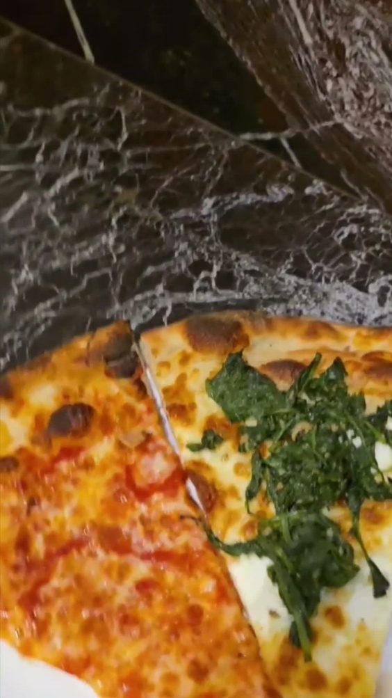Joe's Pizza