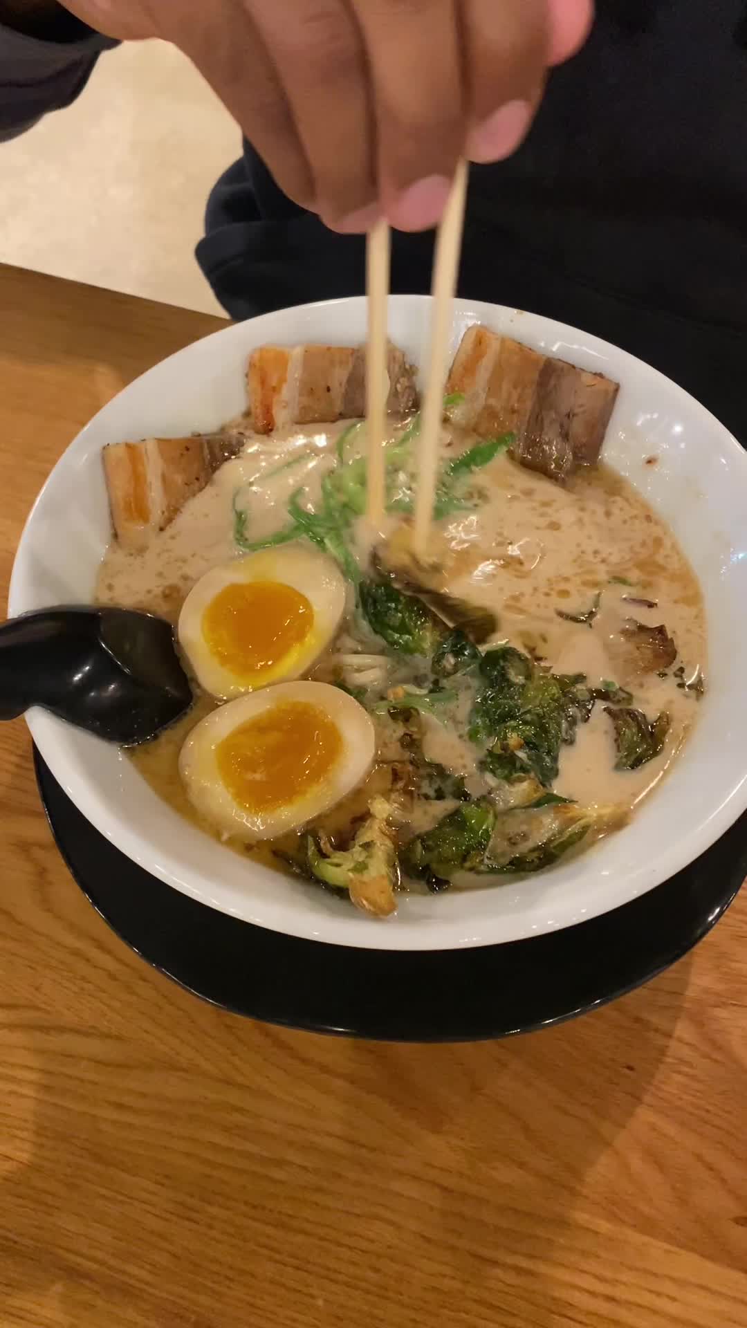 Harumama Noodles & Buns