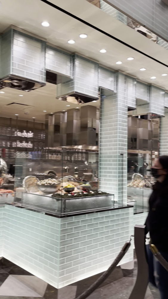 Bacchanal Buffet
