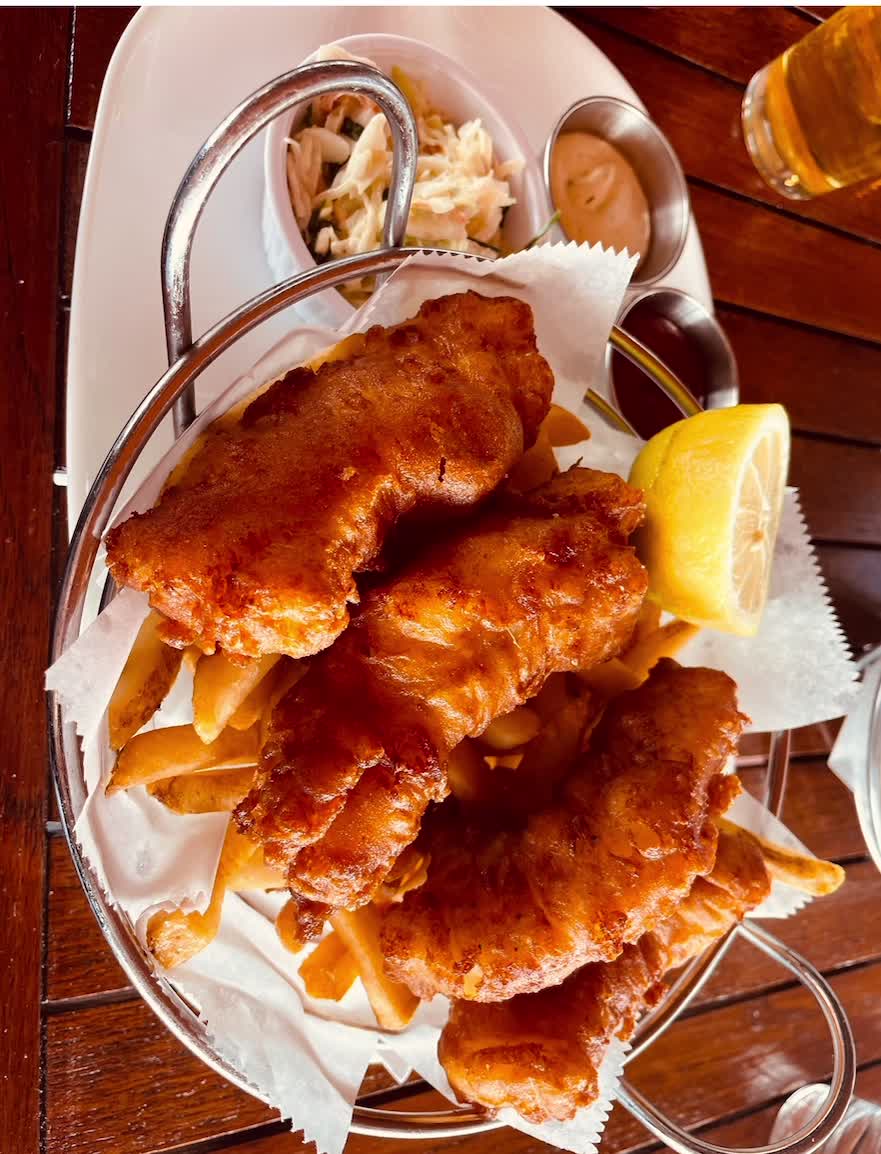 Louie's Prime Steak & Seafood