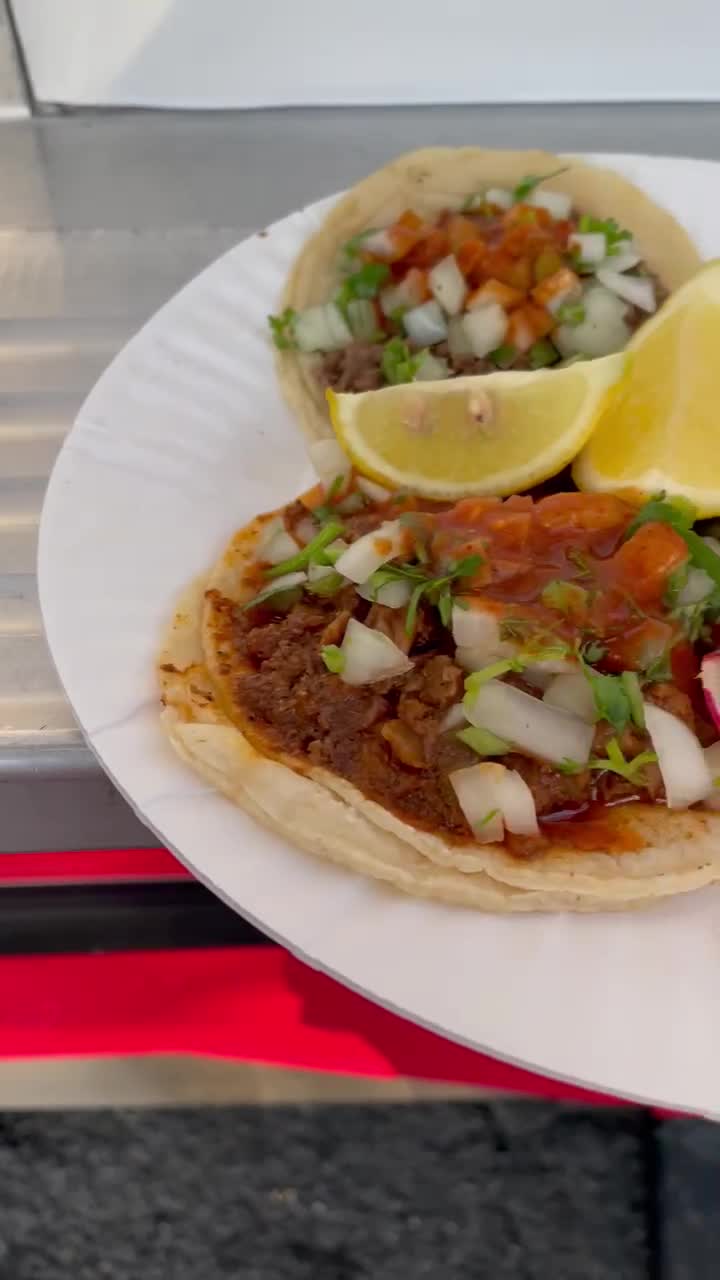 Video review of Los California Tacos