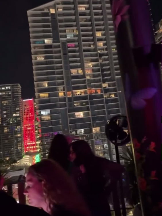 Skyline Roof Bar