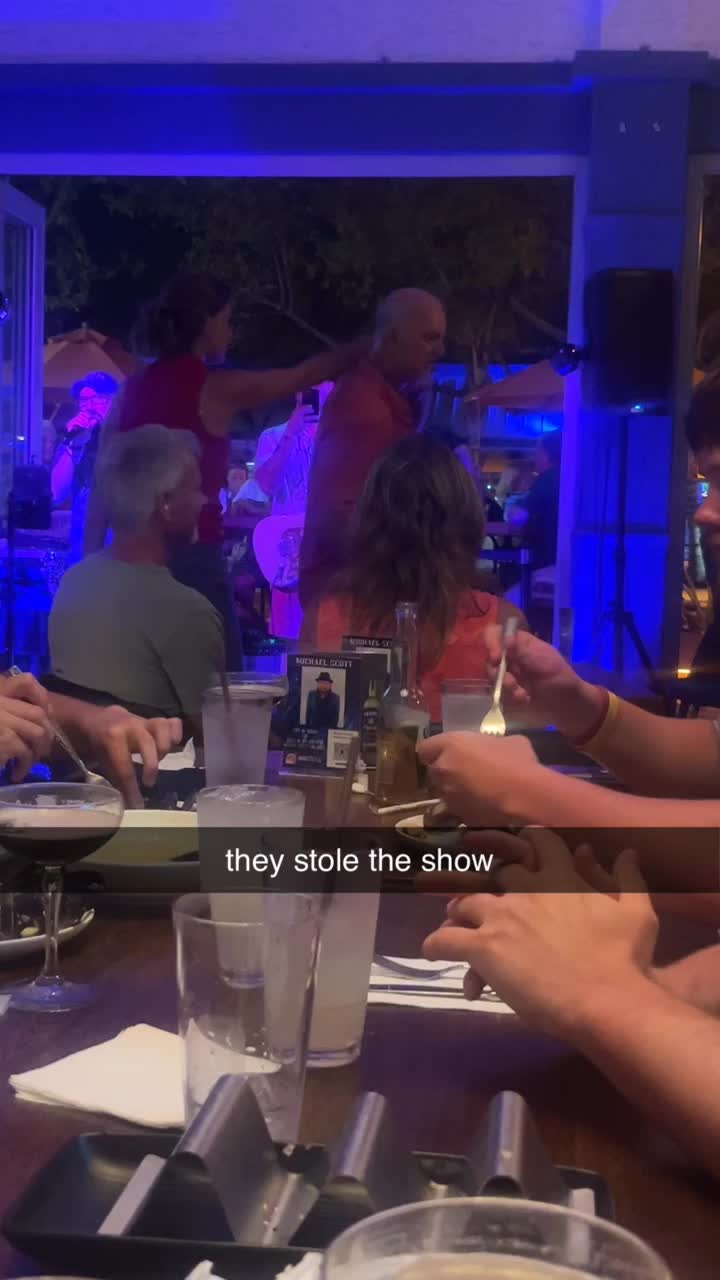 Harat’s By The Sea