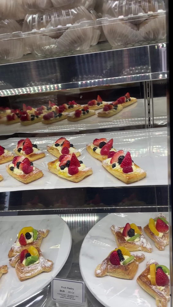 Paris Baguette LA
