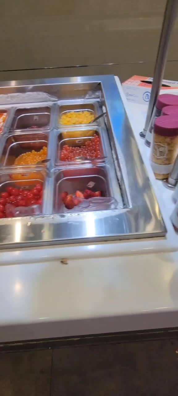 Yogurtland Fair Oaks