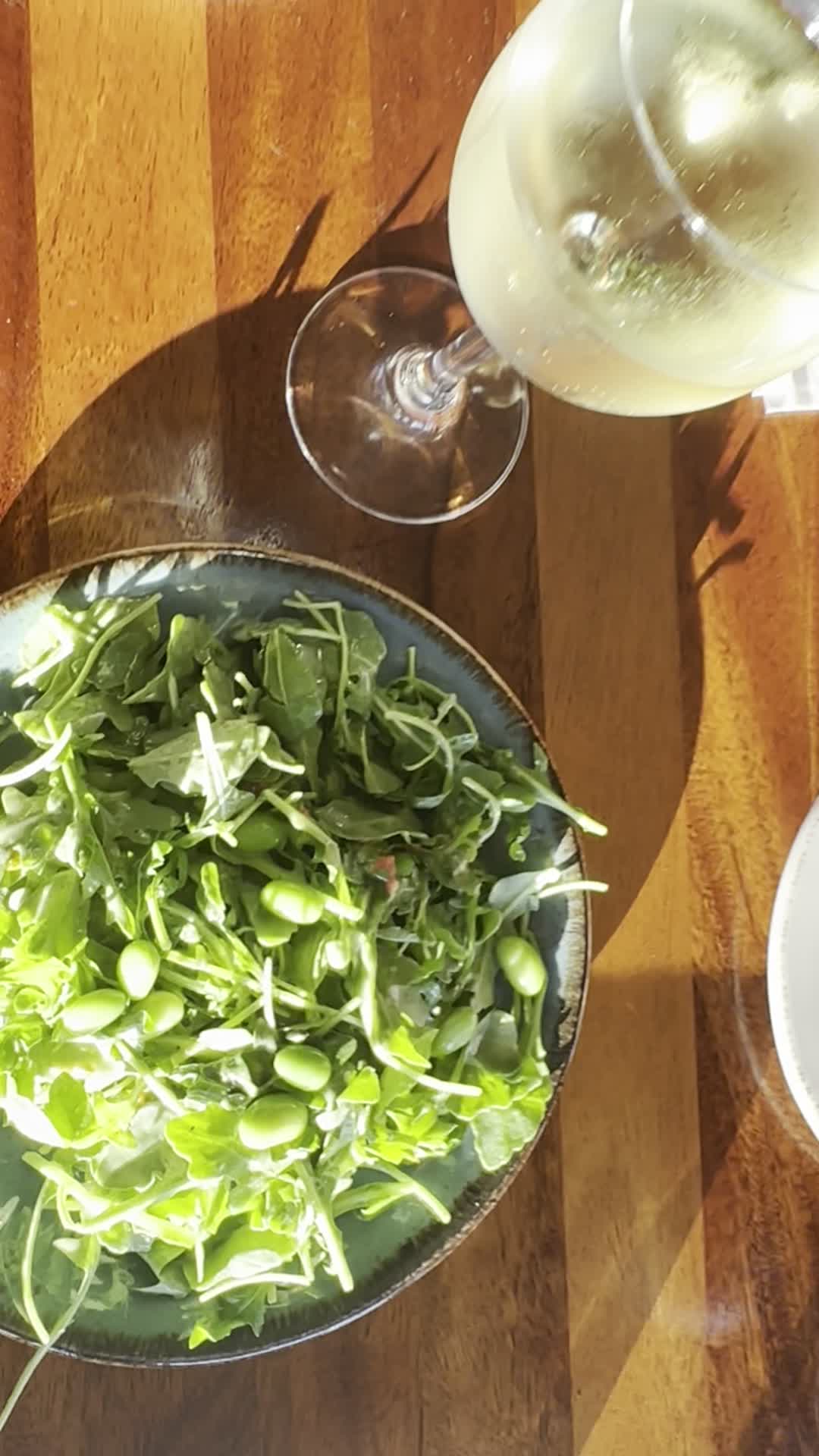 Video review of Bluewater Grill