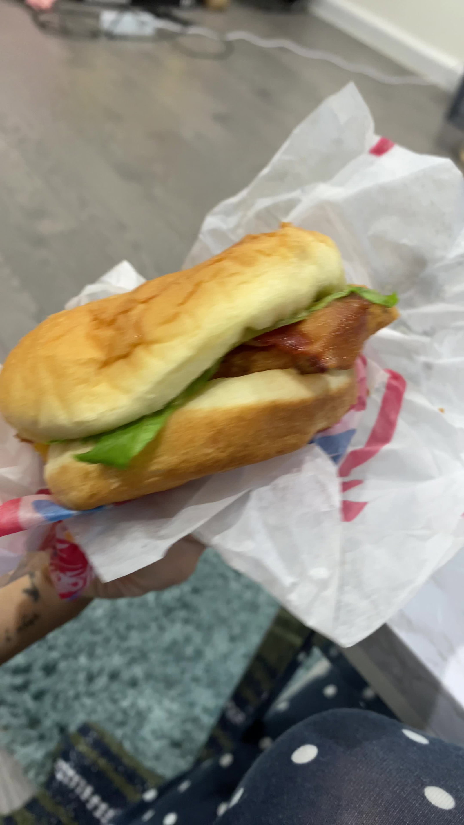 Video review of Wendy's