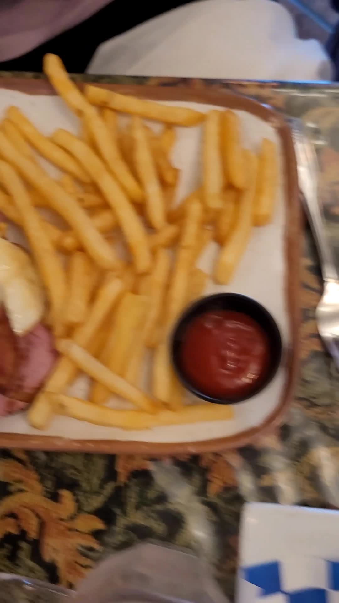 Video review of Edelweiss German Restaurant