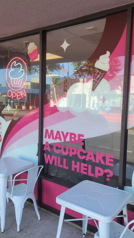 Smallcakes Cupcakery