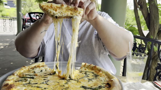Nonno's Pizza and Family Restaurant