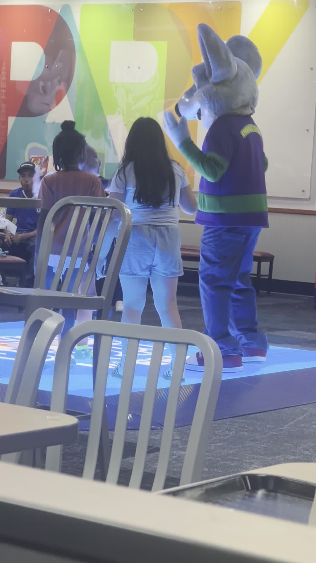 Video review of Chuck E. Cheese's