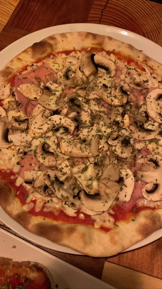 Pizza BX - Eat & Drinks