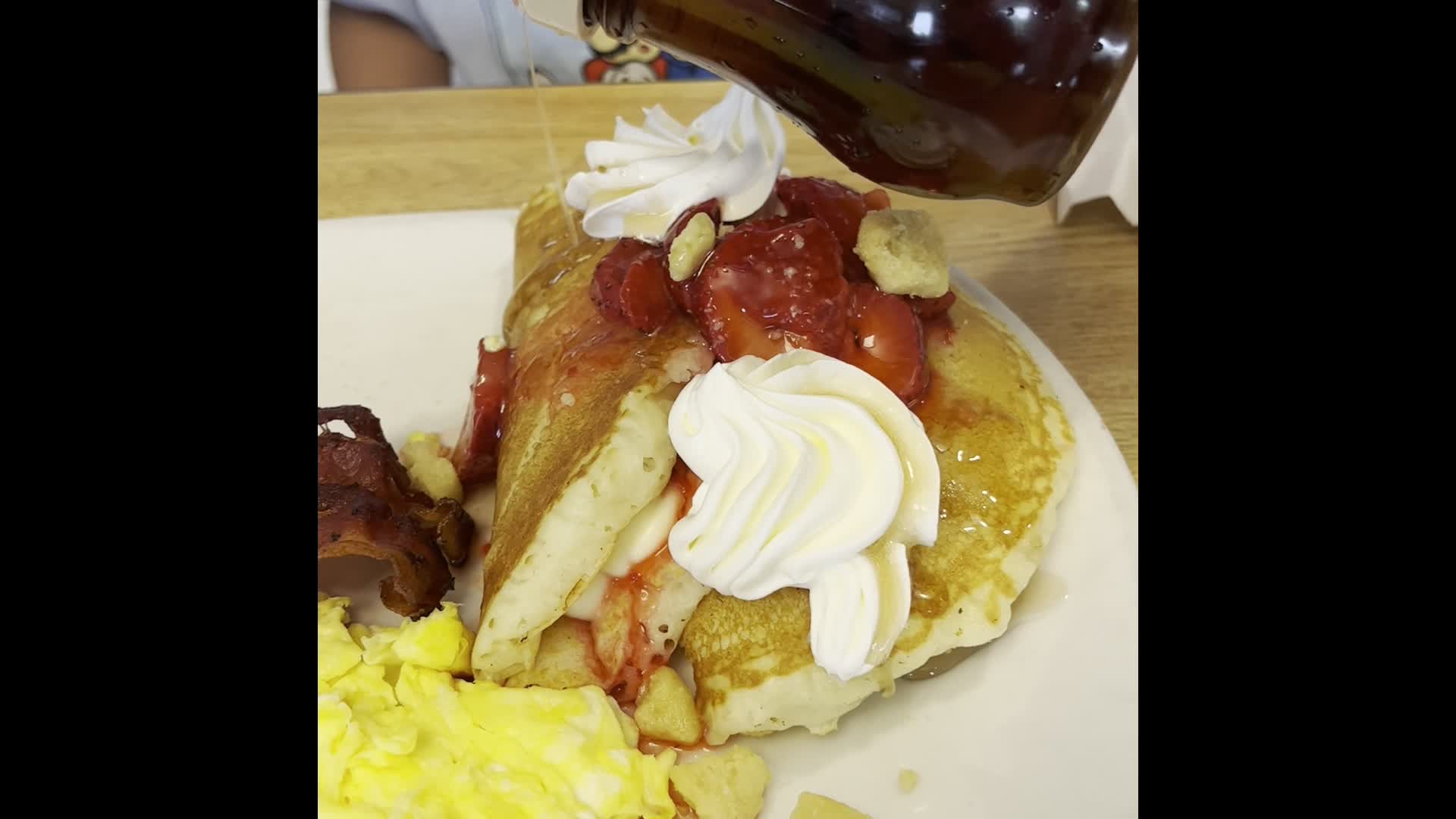 Video review of Perkins American Food Co.