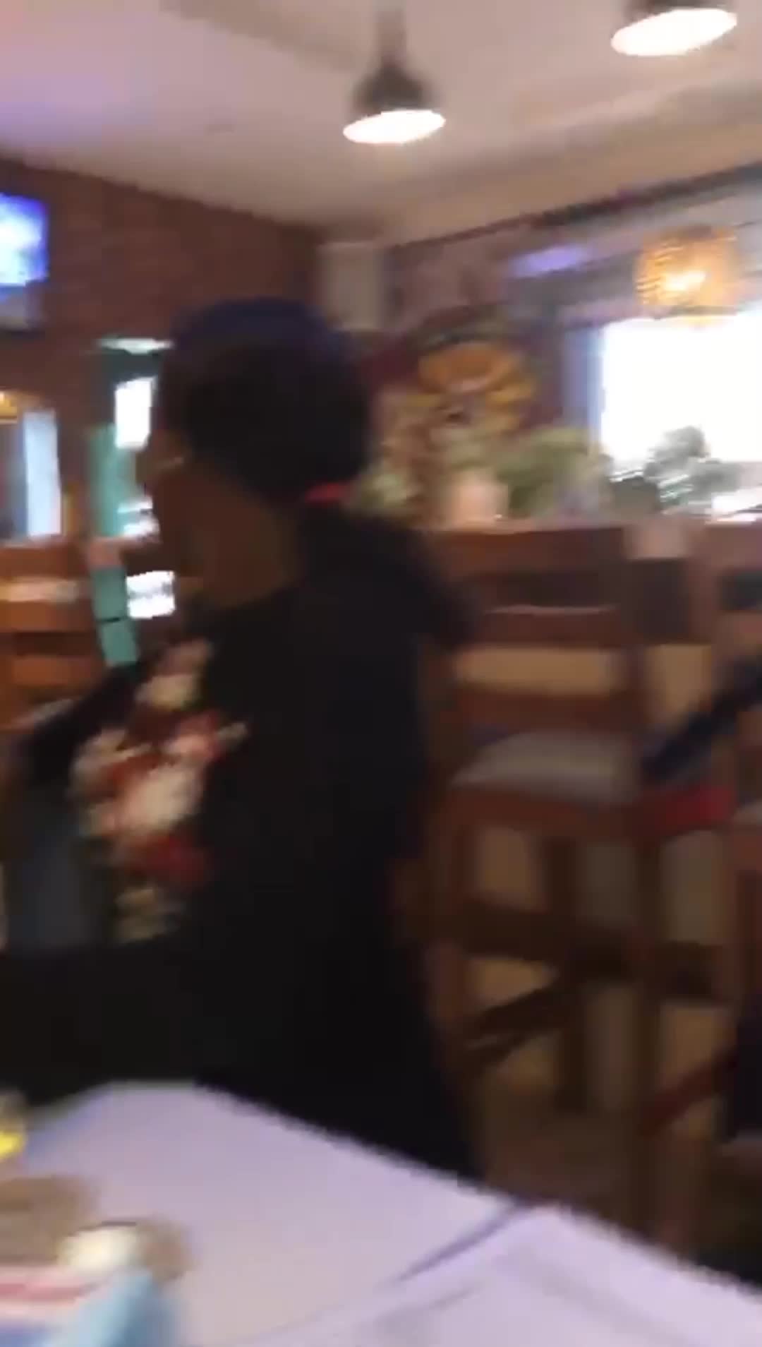 7 Eleven Restaurant Bar & Karaoke