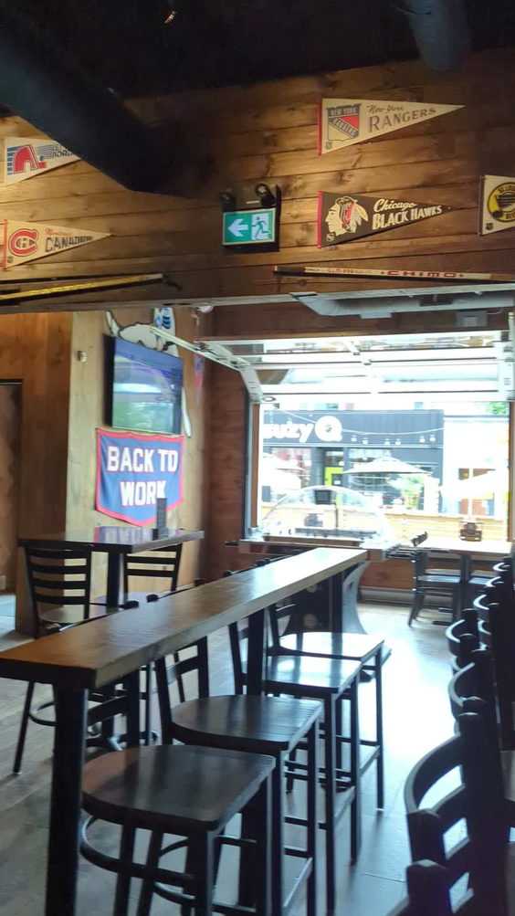 The Senate Tavern On Wellington