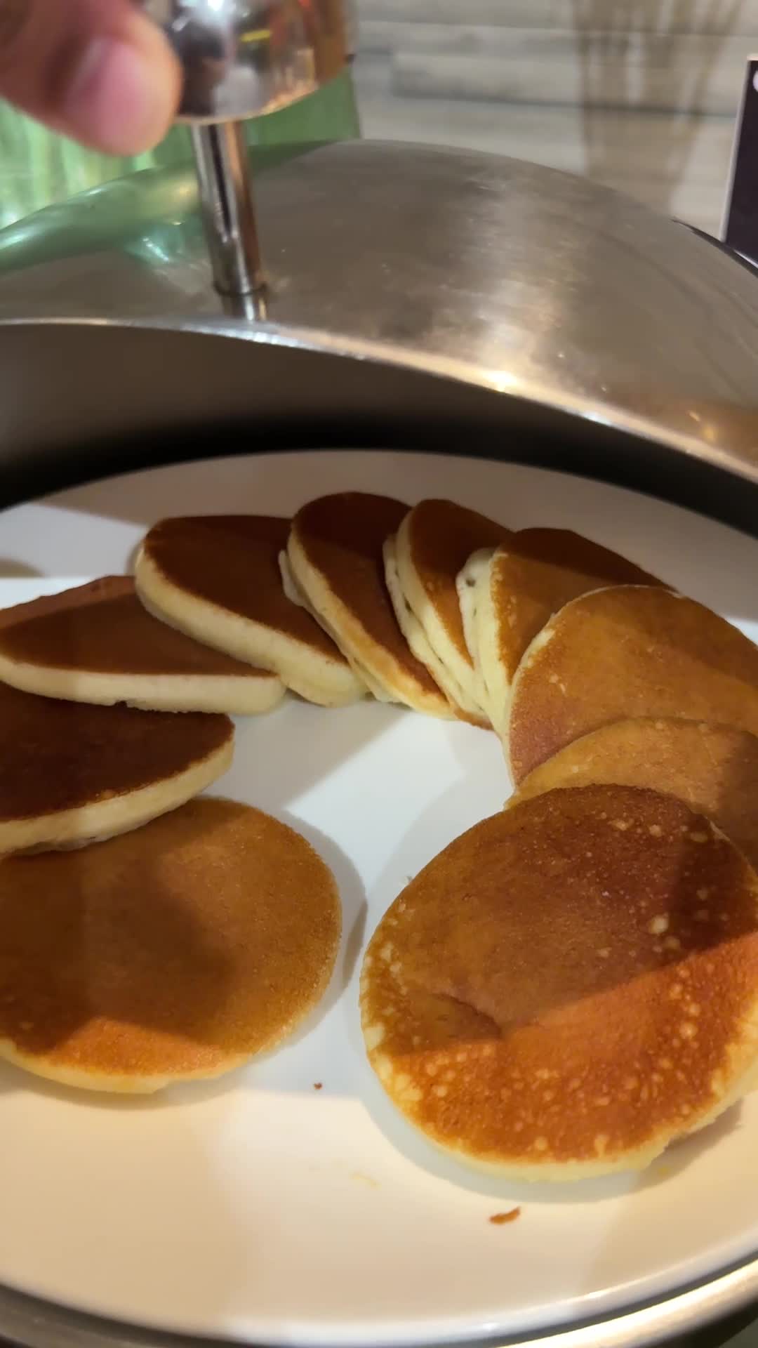 Holiday Inn & Suites Makati