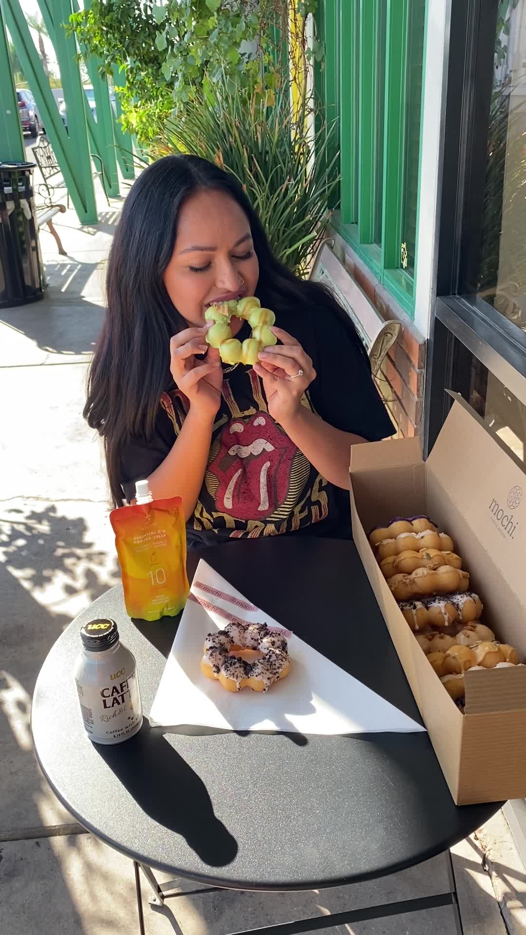 MochiDot Donut