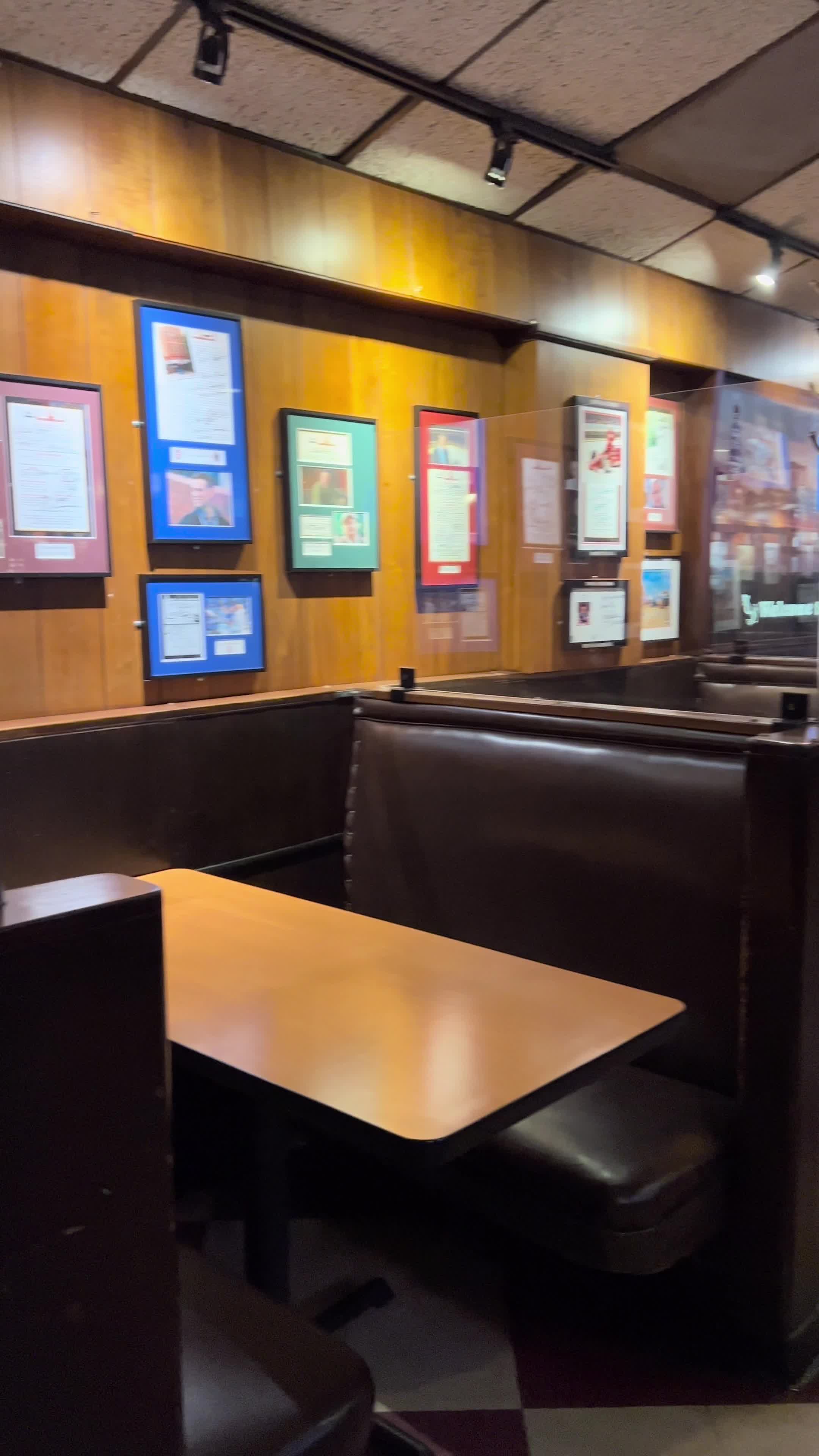 Video review of Twin Anchors Restaurant & Tavern