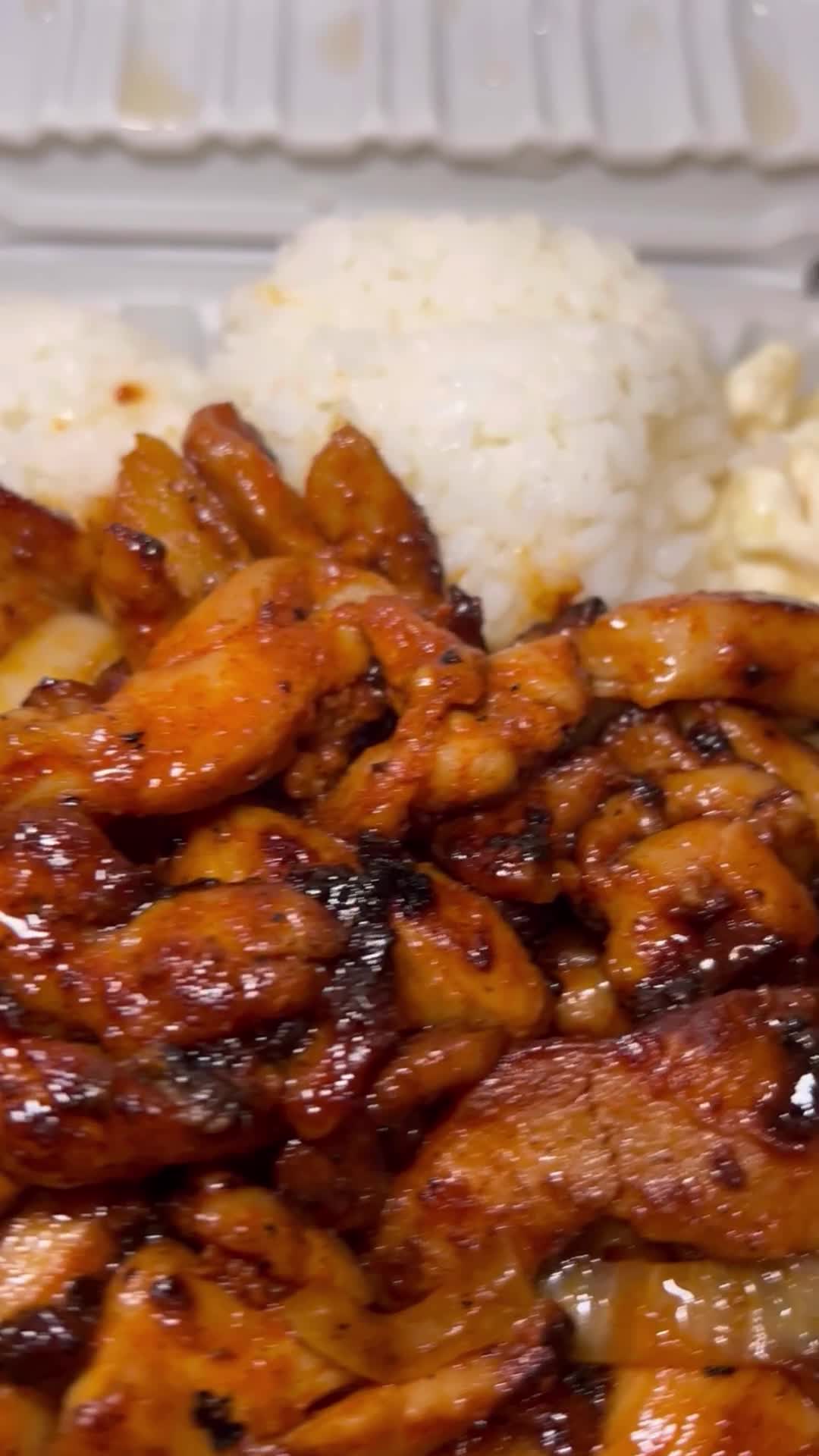 Video review of Yummy Hawaiian BBQ