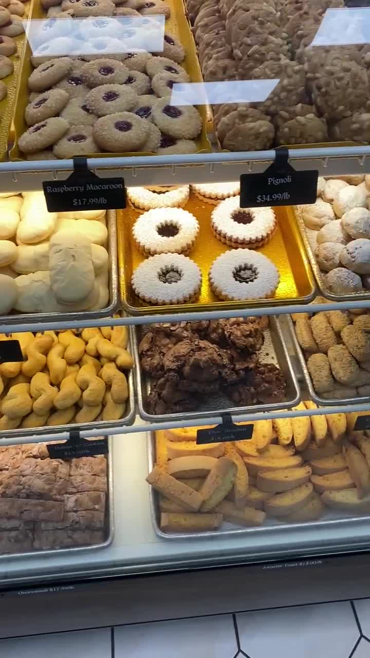 Caputo's Pastry Shoppe