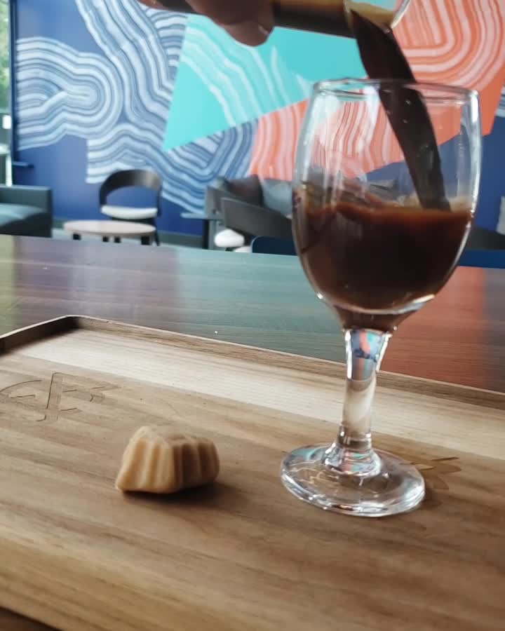 Video review of Salt City Bar