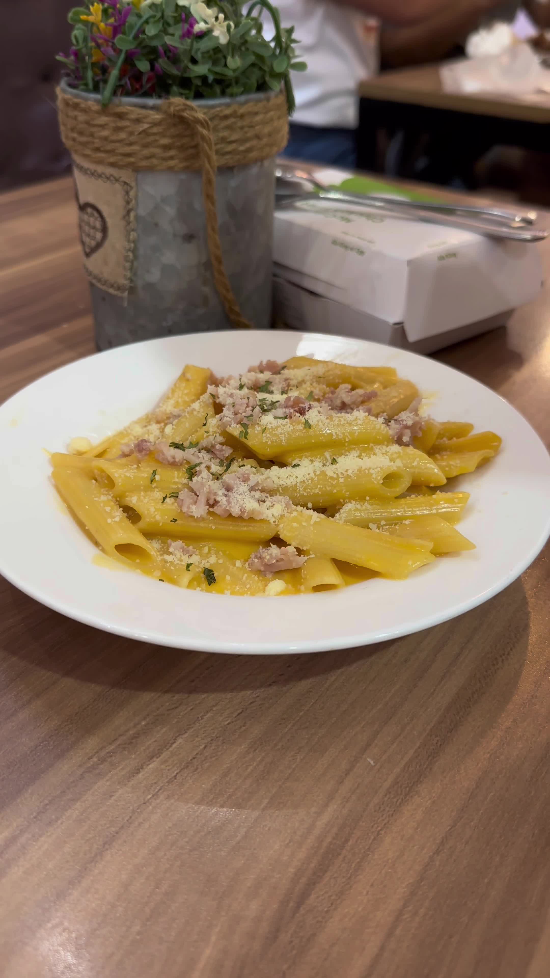 Ayala Malls Cloverleaf