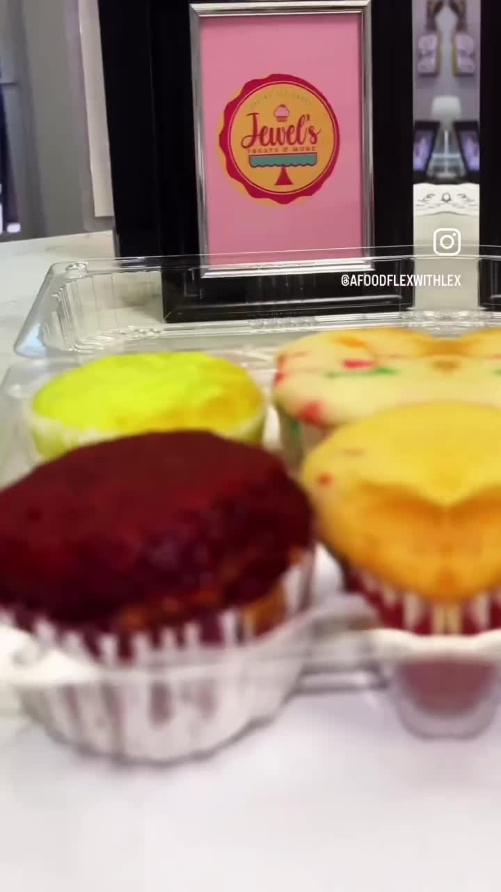 Jewel’s Treats & More