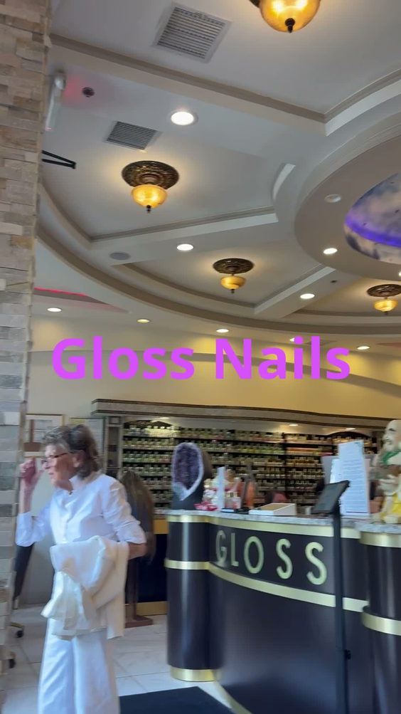 Gloss Nails