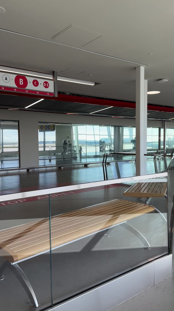 Calgary International Airport (YYC)
