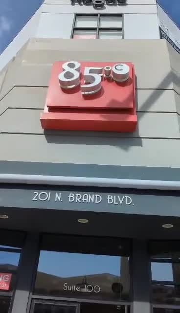 Video review of 85C Bakery Cafe