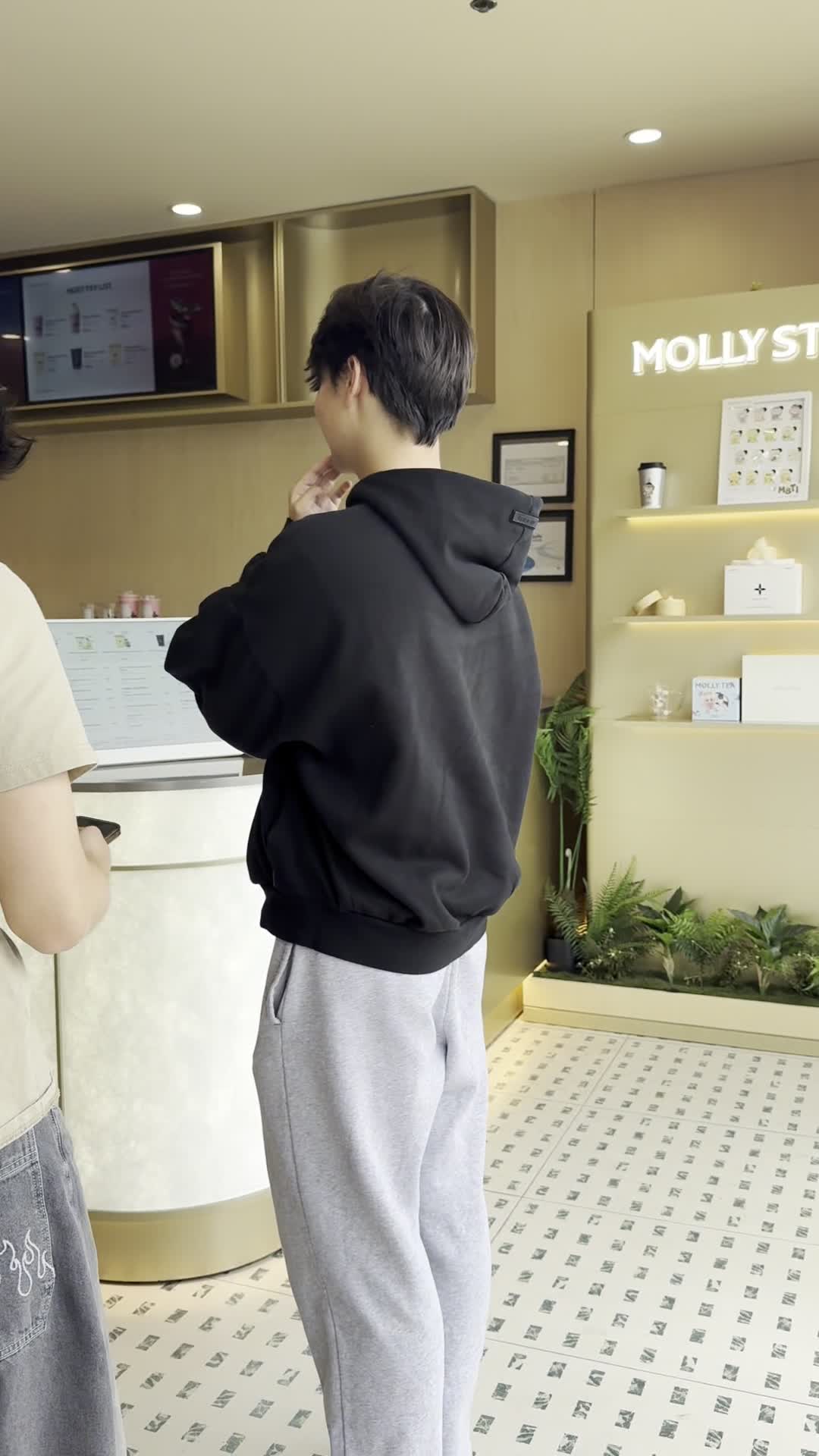 Molly Tea
