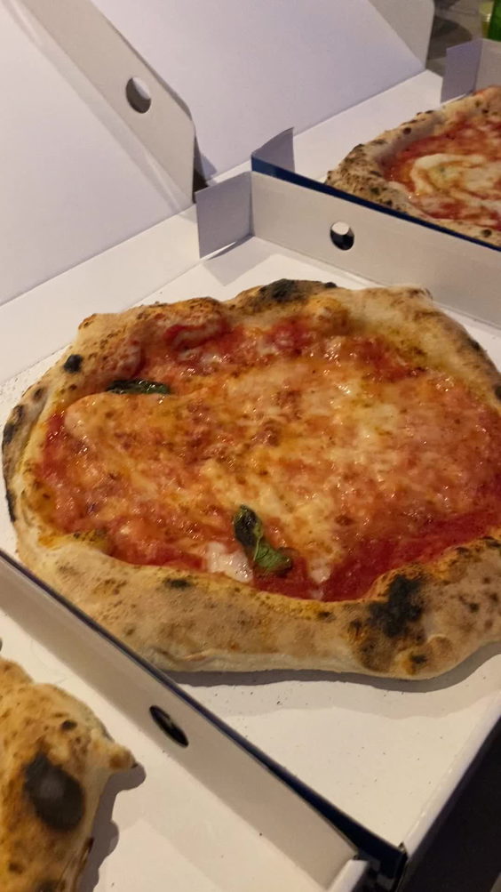 Napoles Pizza