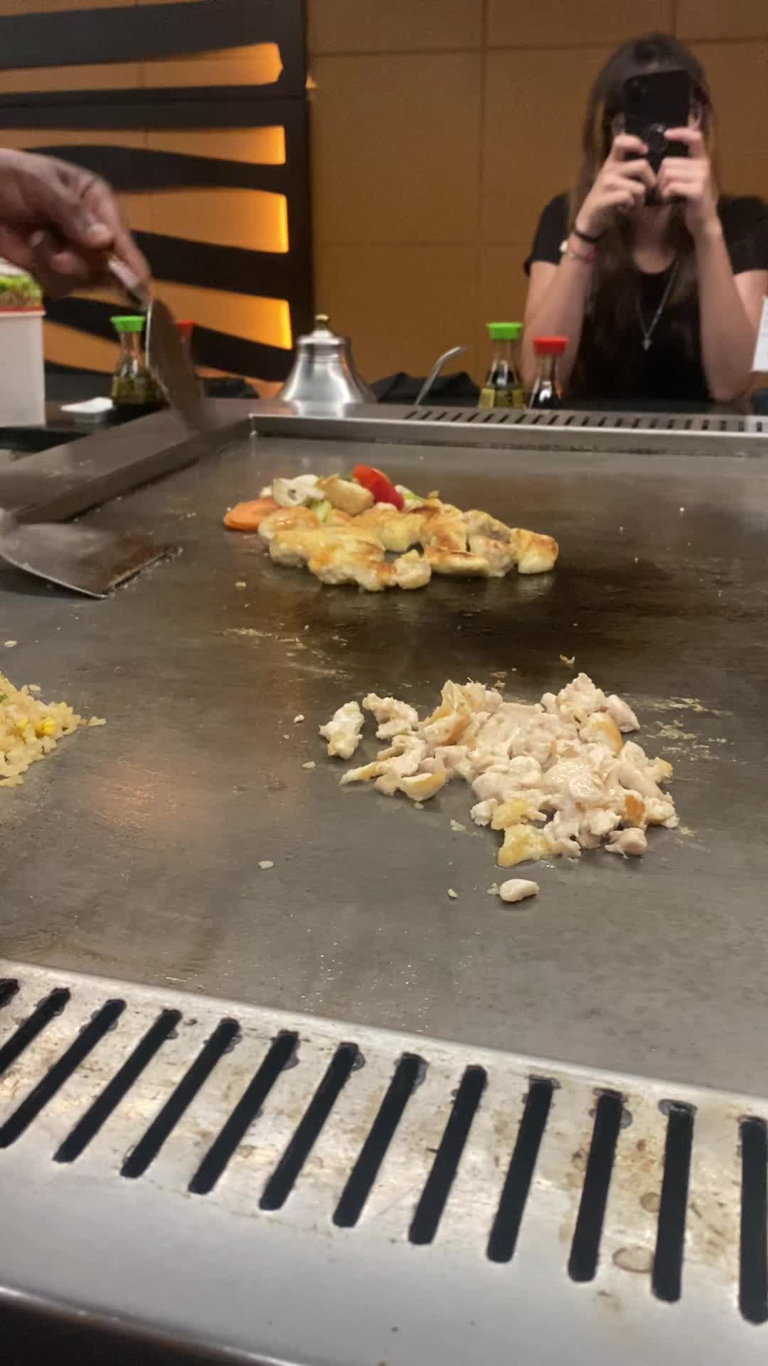 Yamitsuki | Sushi | Noodle | Teppanyaki | Dim sum Bar