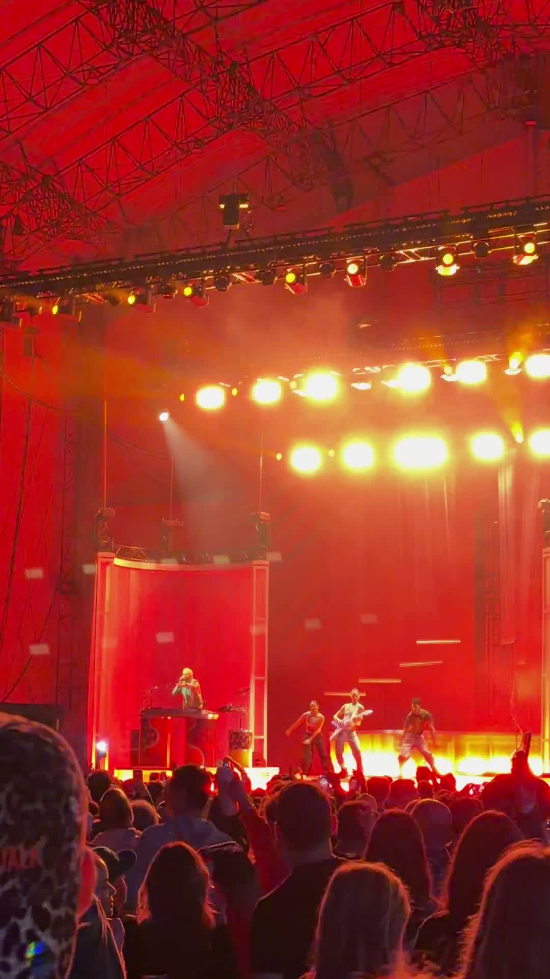 Video review of Huntington Bank Pavilion at Northerly Island