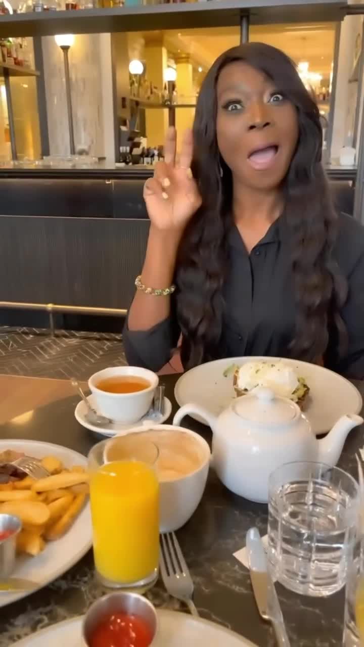 Hawthorn Dining Room & Bar