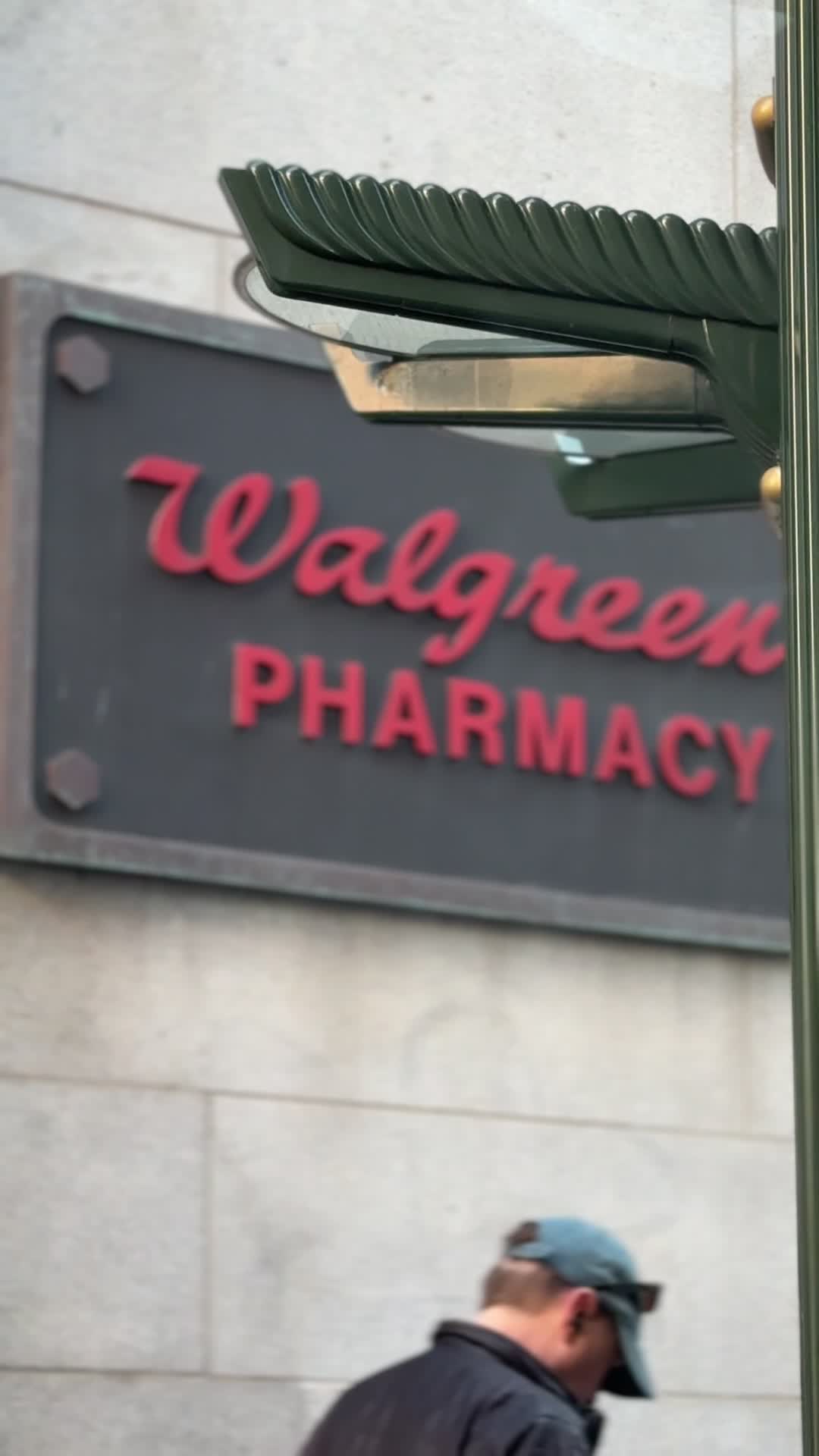 Video review of Walgreens
