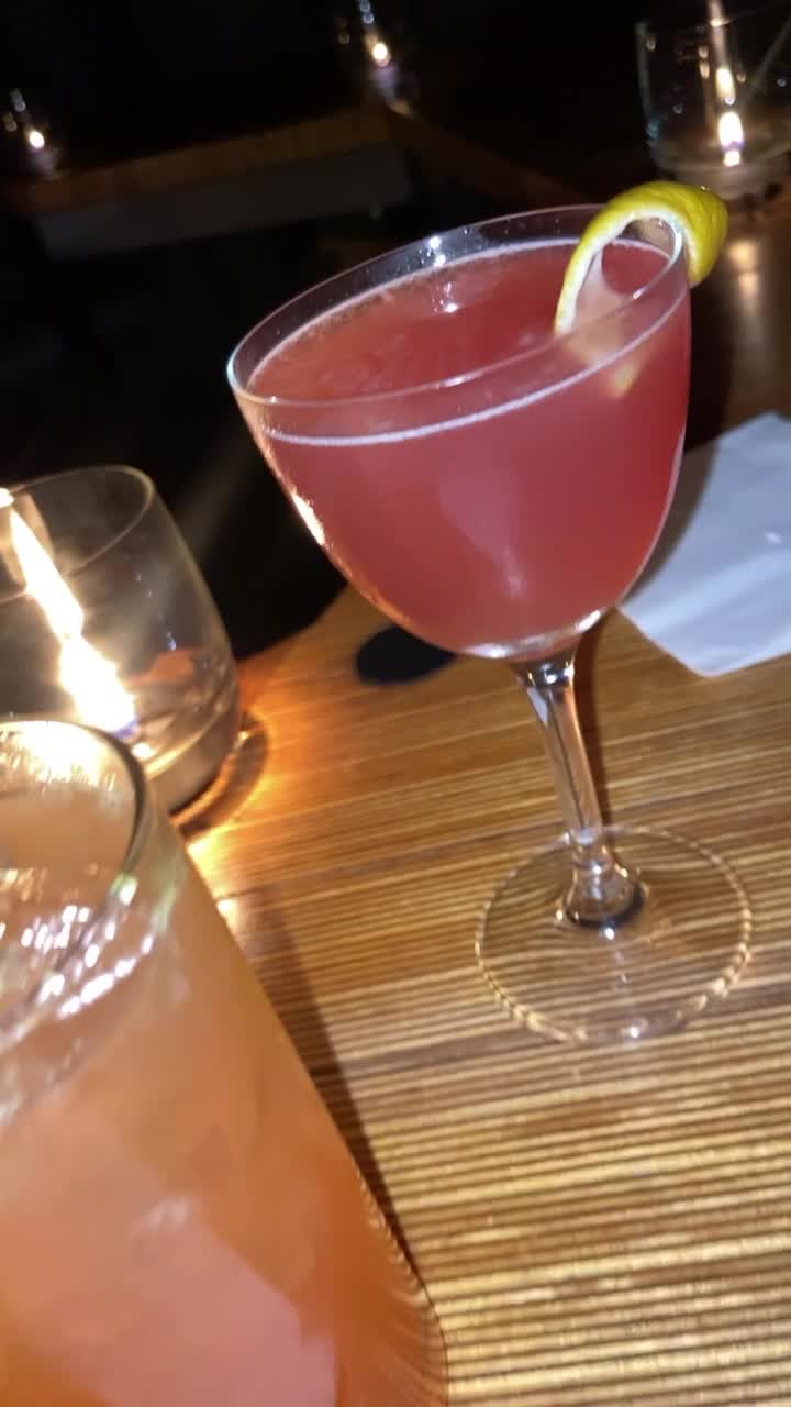 Video review of Big in Japan Bar