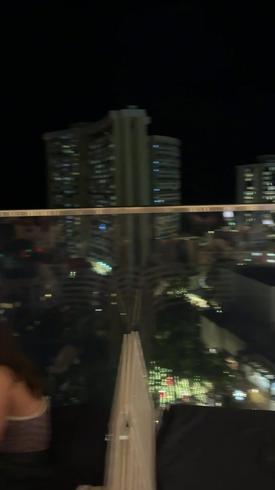 SKY Waikiki Raw & Bar