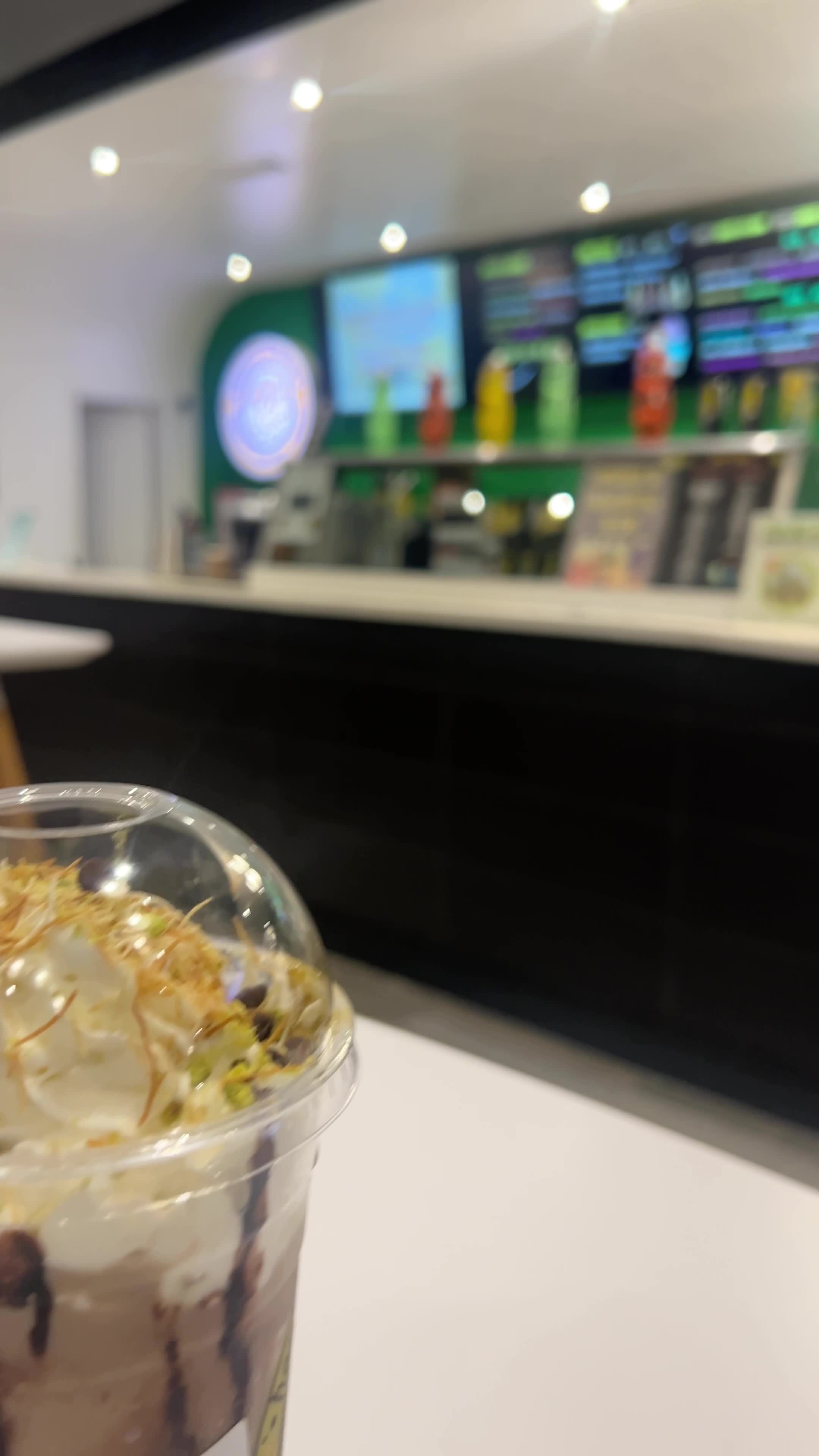 Video review of Honey Bubble