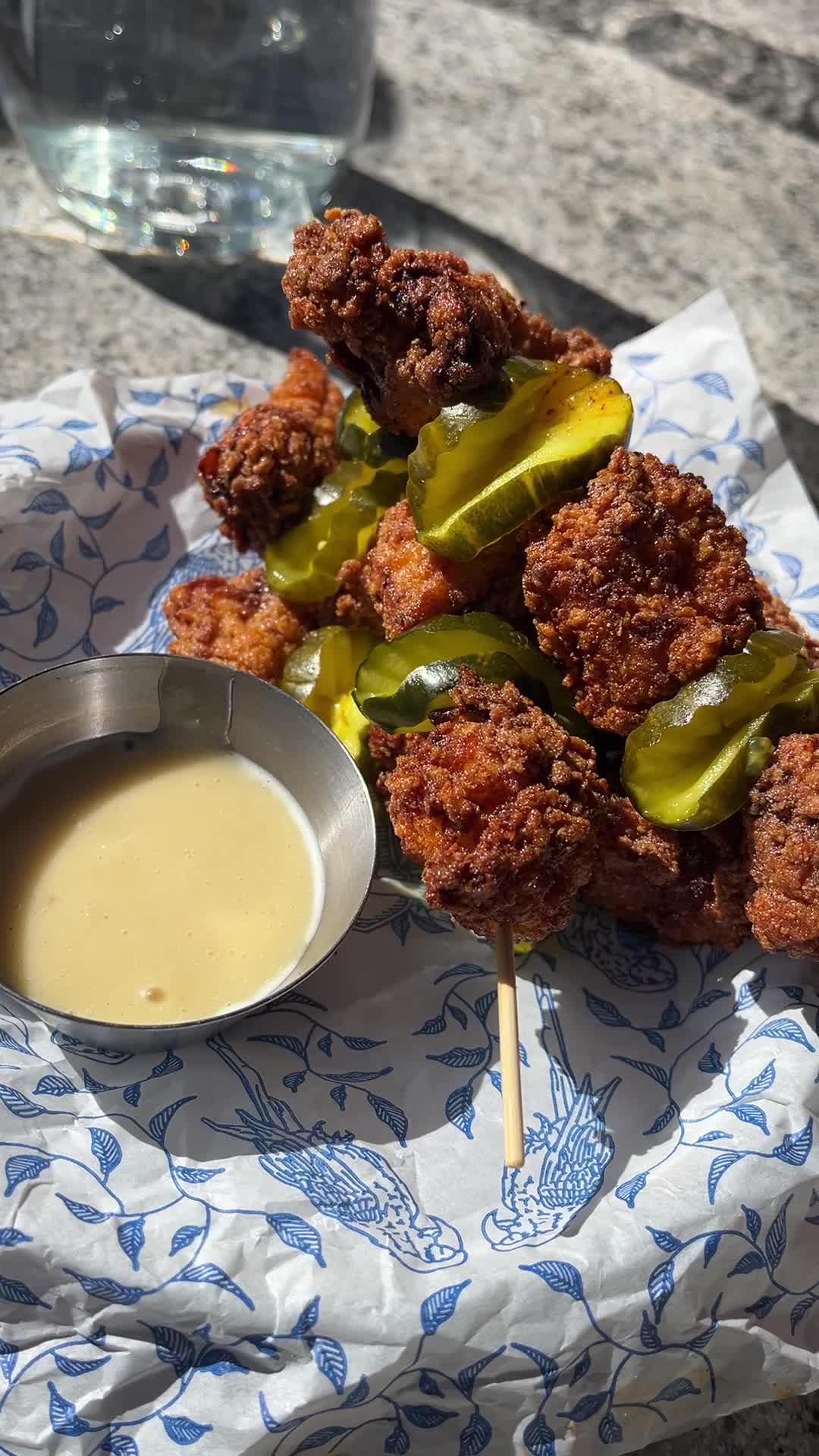 Video review of Earls