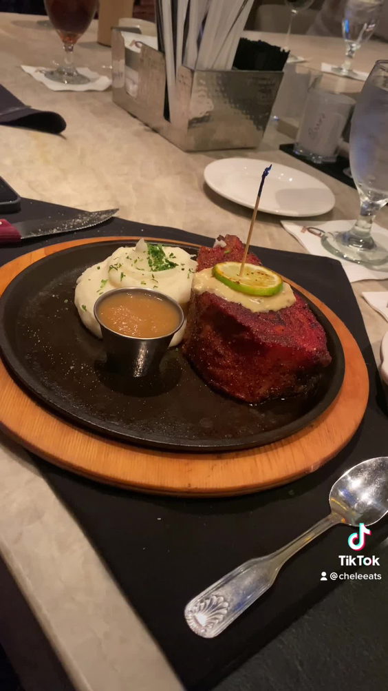 Perry's Steakhouse & Grille - Domain Northside