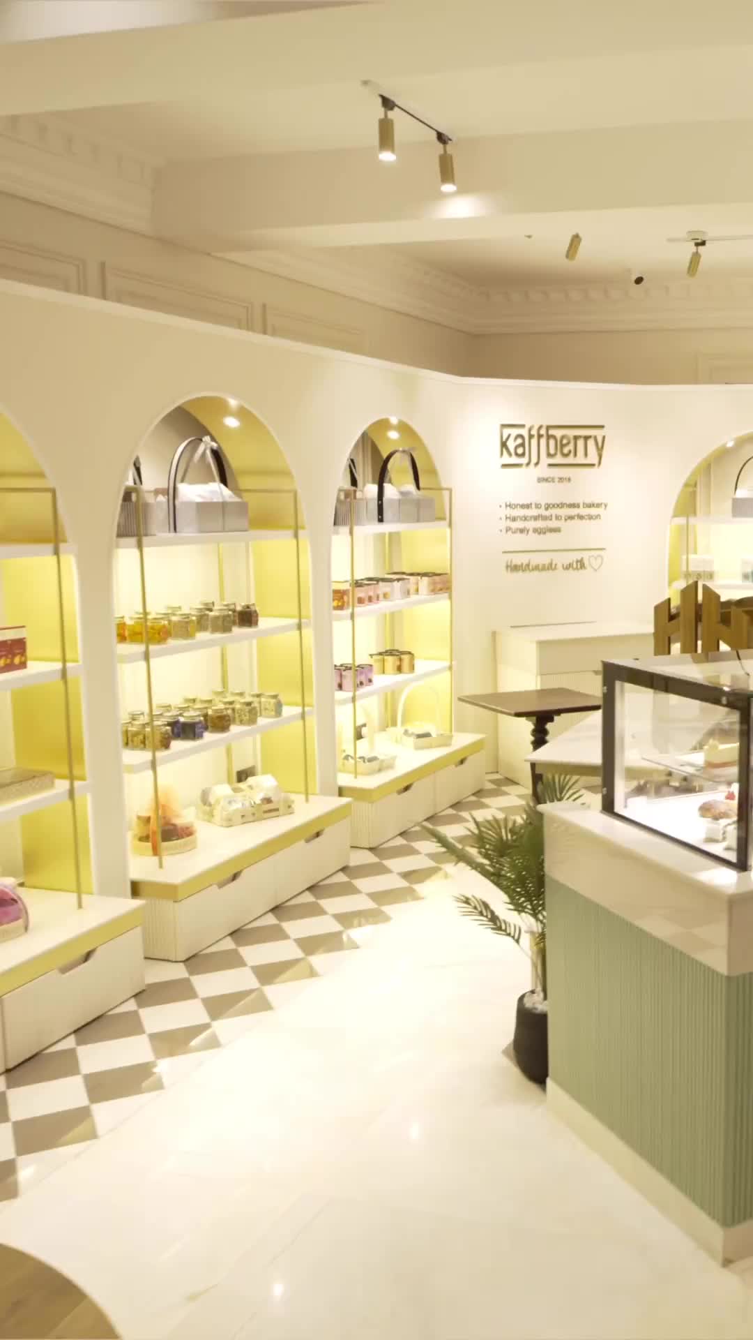 Kaffberry, THE FIFTH AVENUE