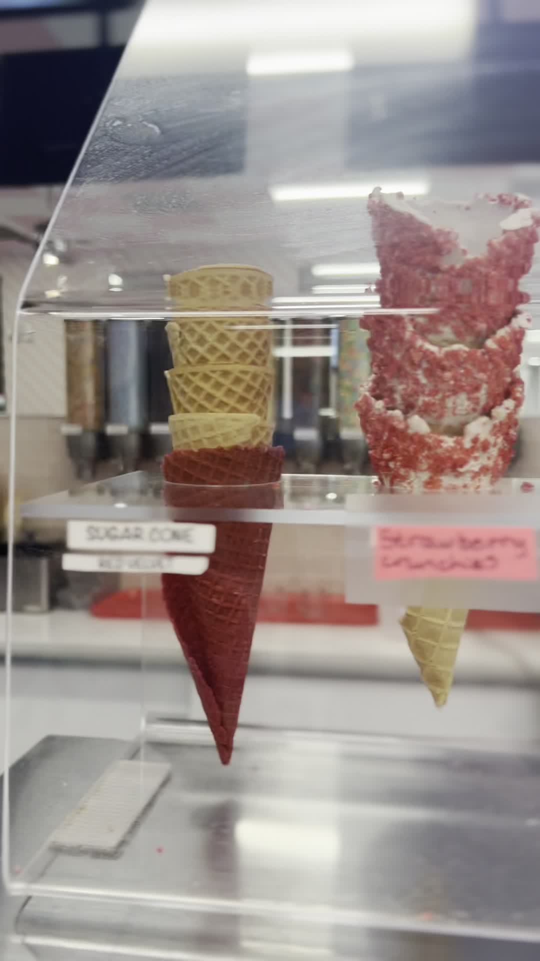 Video review of Larry's Ice Cream