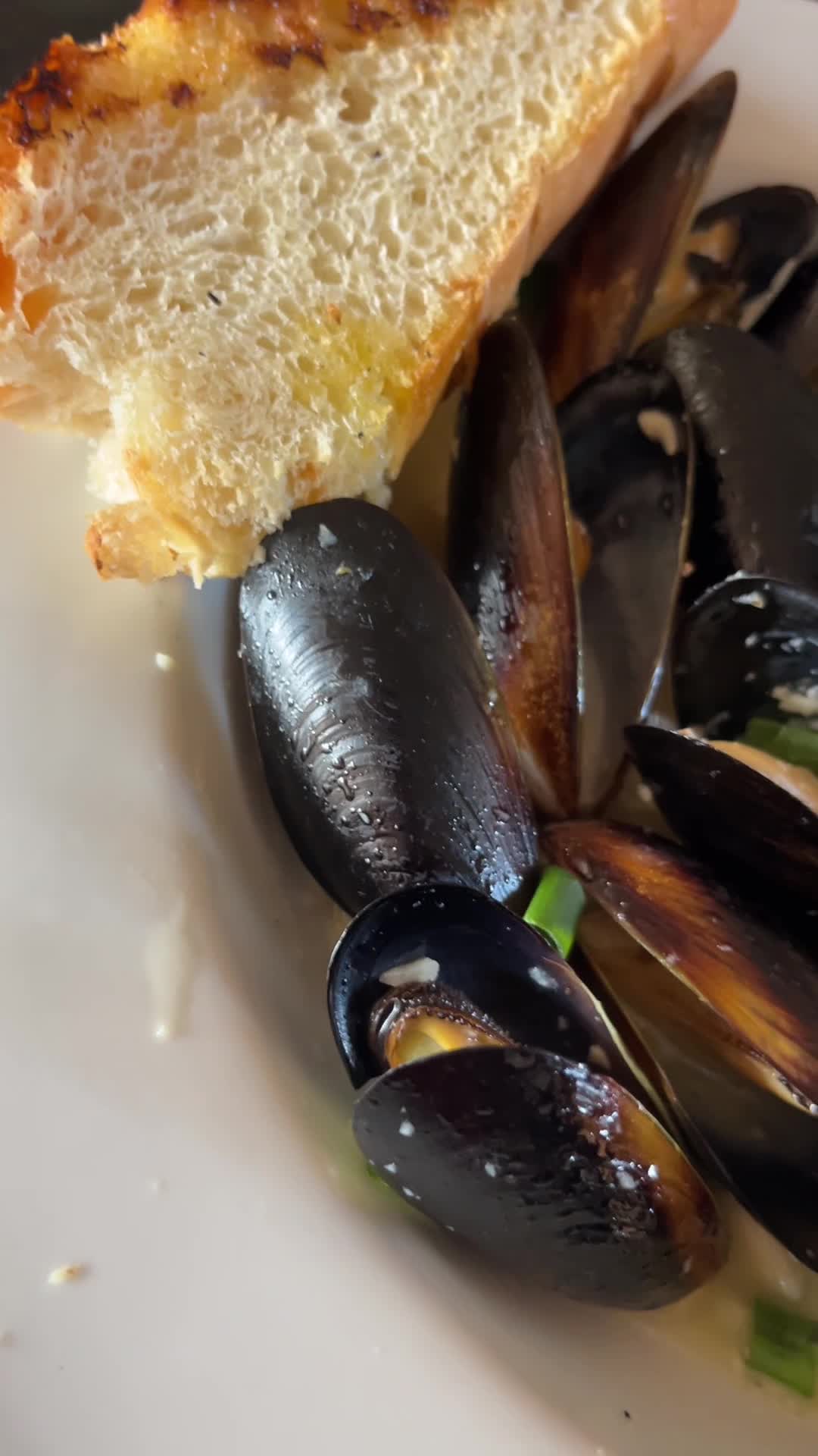 The Breezeway Restaurant & Bar
