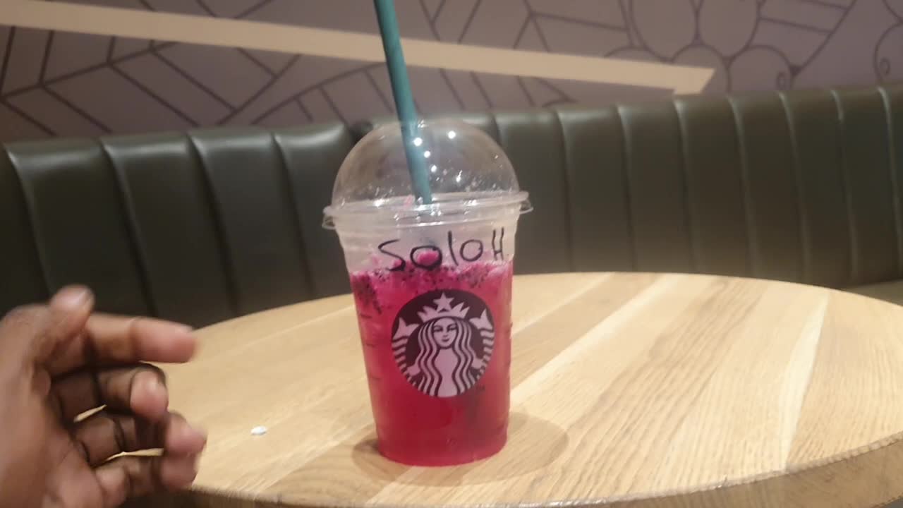 Starbucks Gateway shopping Mall