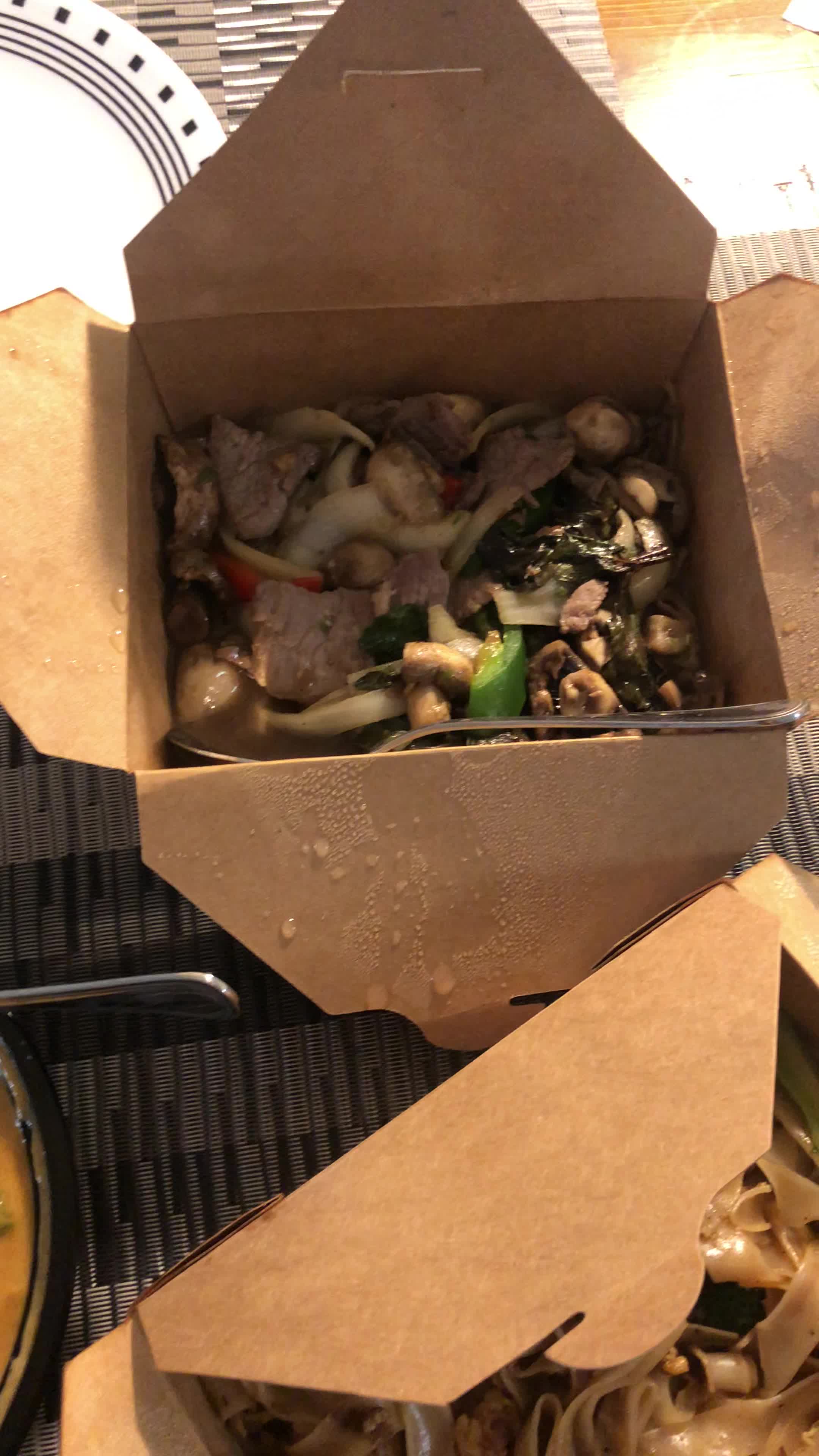 Video review of Bangkok Thai Cuisine