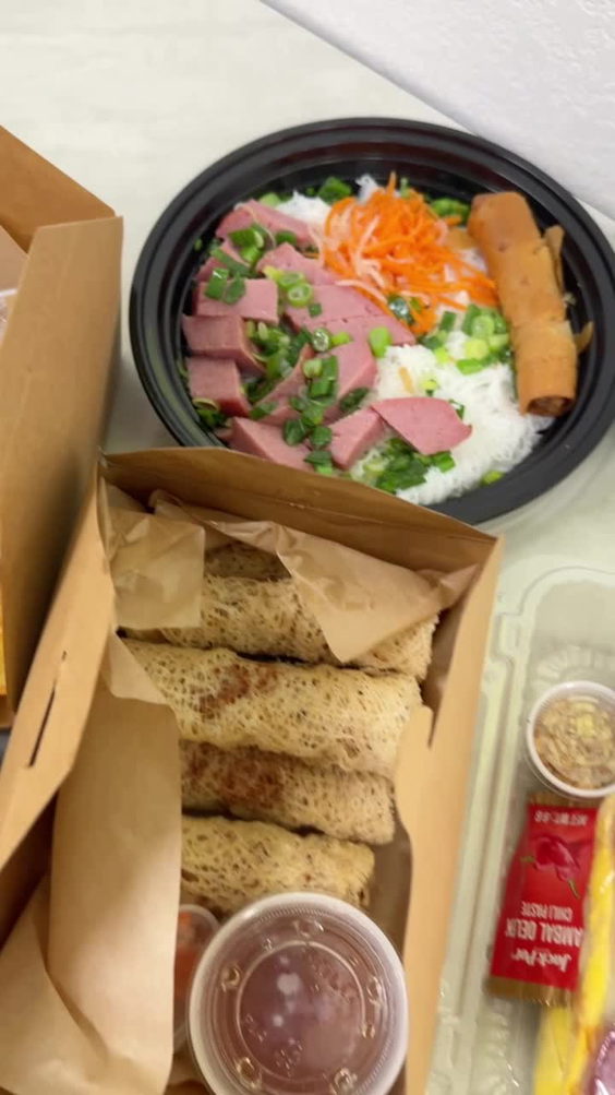 Sj Eggrolls