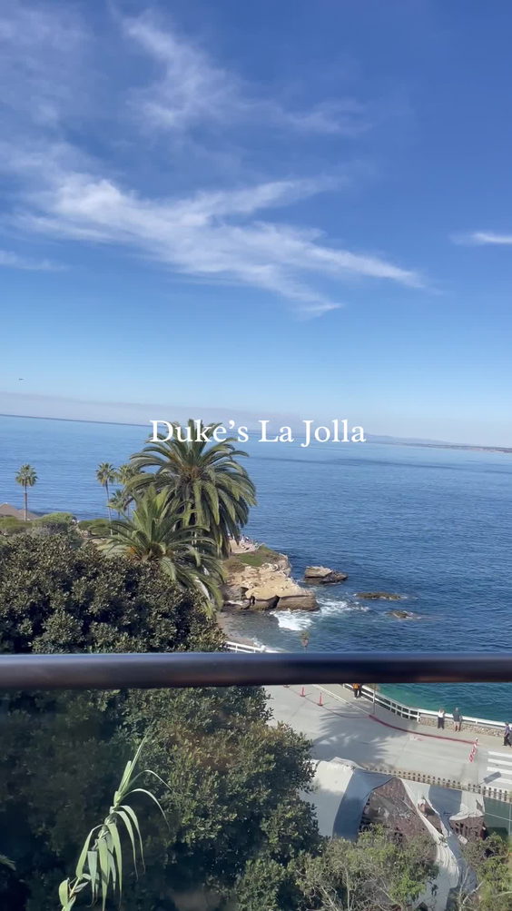 Duke's La Jolla