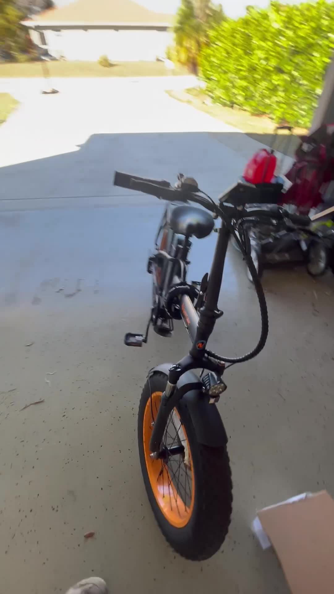 Video review of Ford's Garage